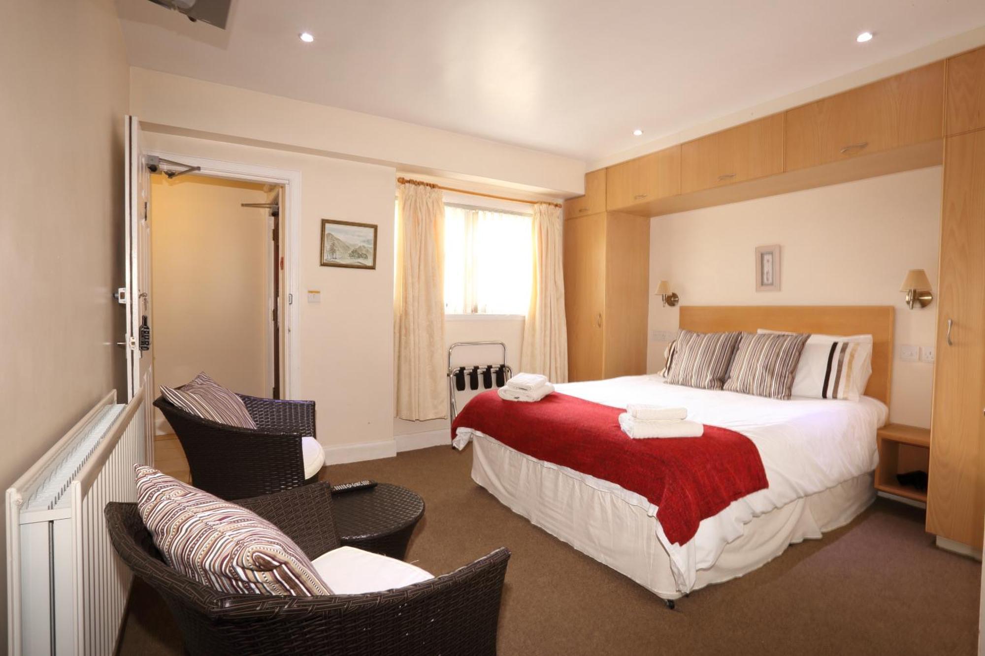 Star Hotel Kirkcudbright Bagian luar foto